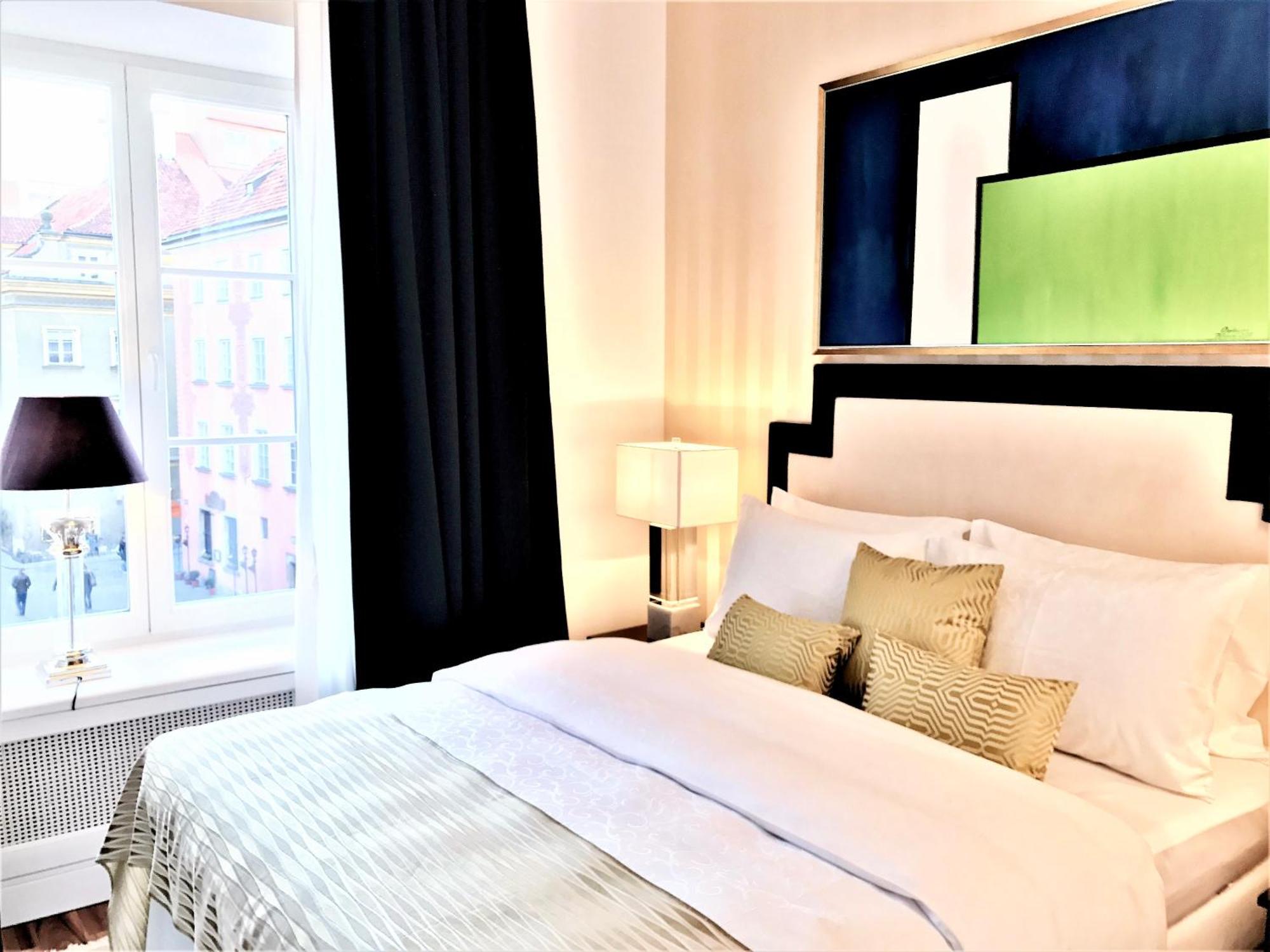 Mondrian Luxury Suites & Apartments Market Square IV Varšava Pokoj fotografie