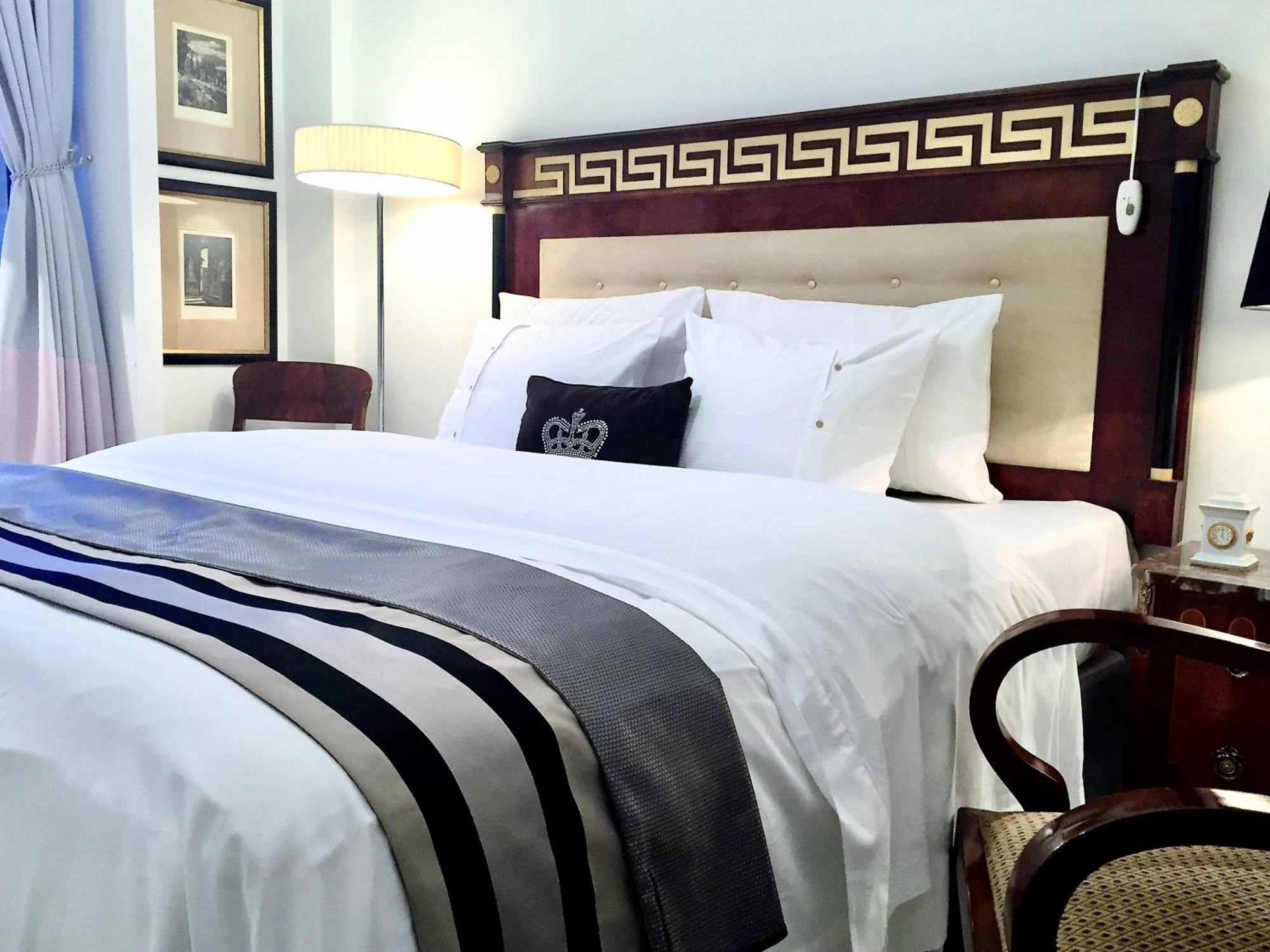 Mondrian Luxury Suites & Apartments Market Square IV Varšava Pokoj fotografie
