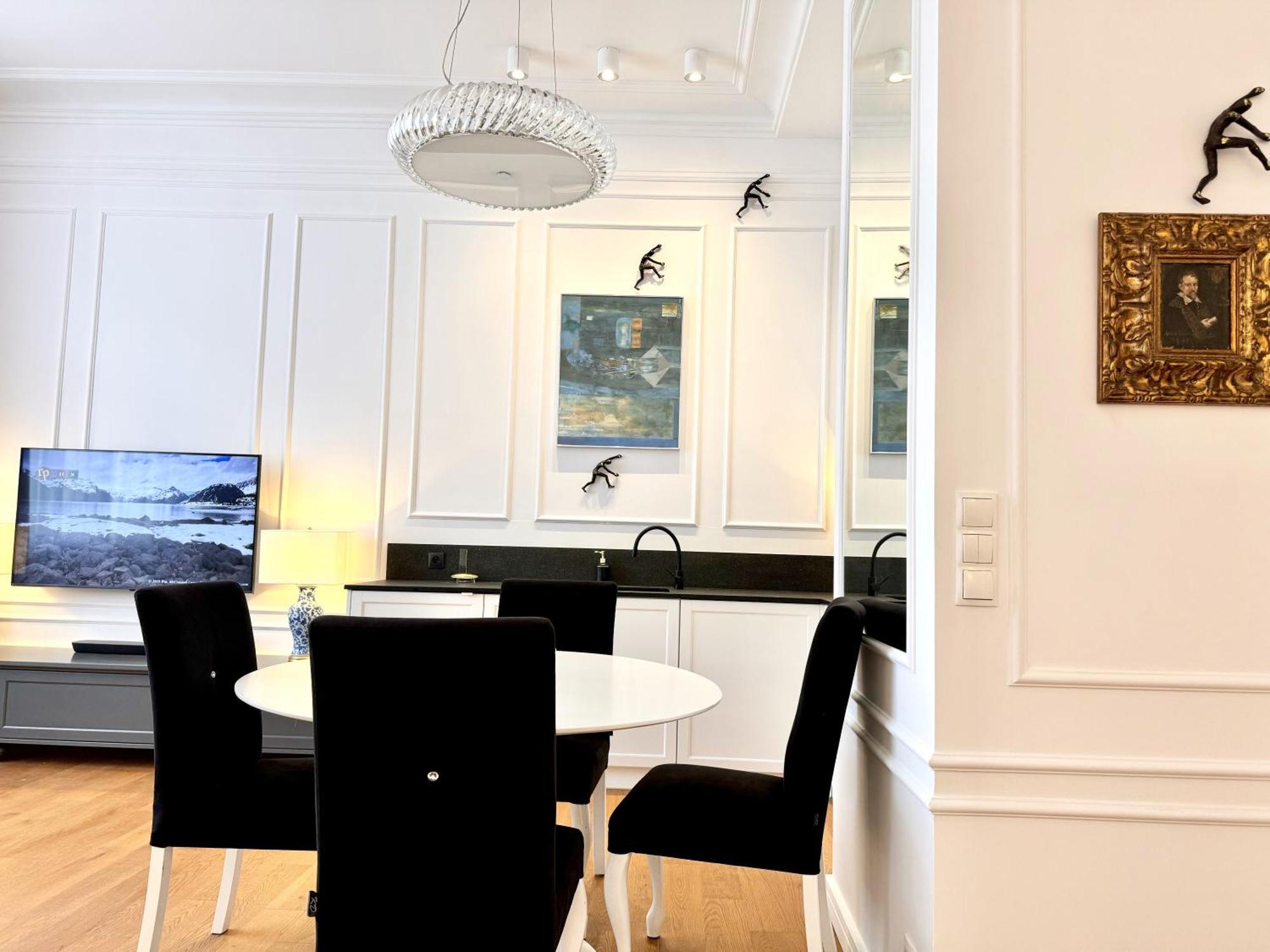 Mondrian Luxury Suites & Apartments Market Square IV Varšava Pokoj fotografie